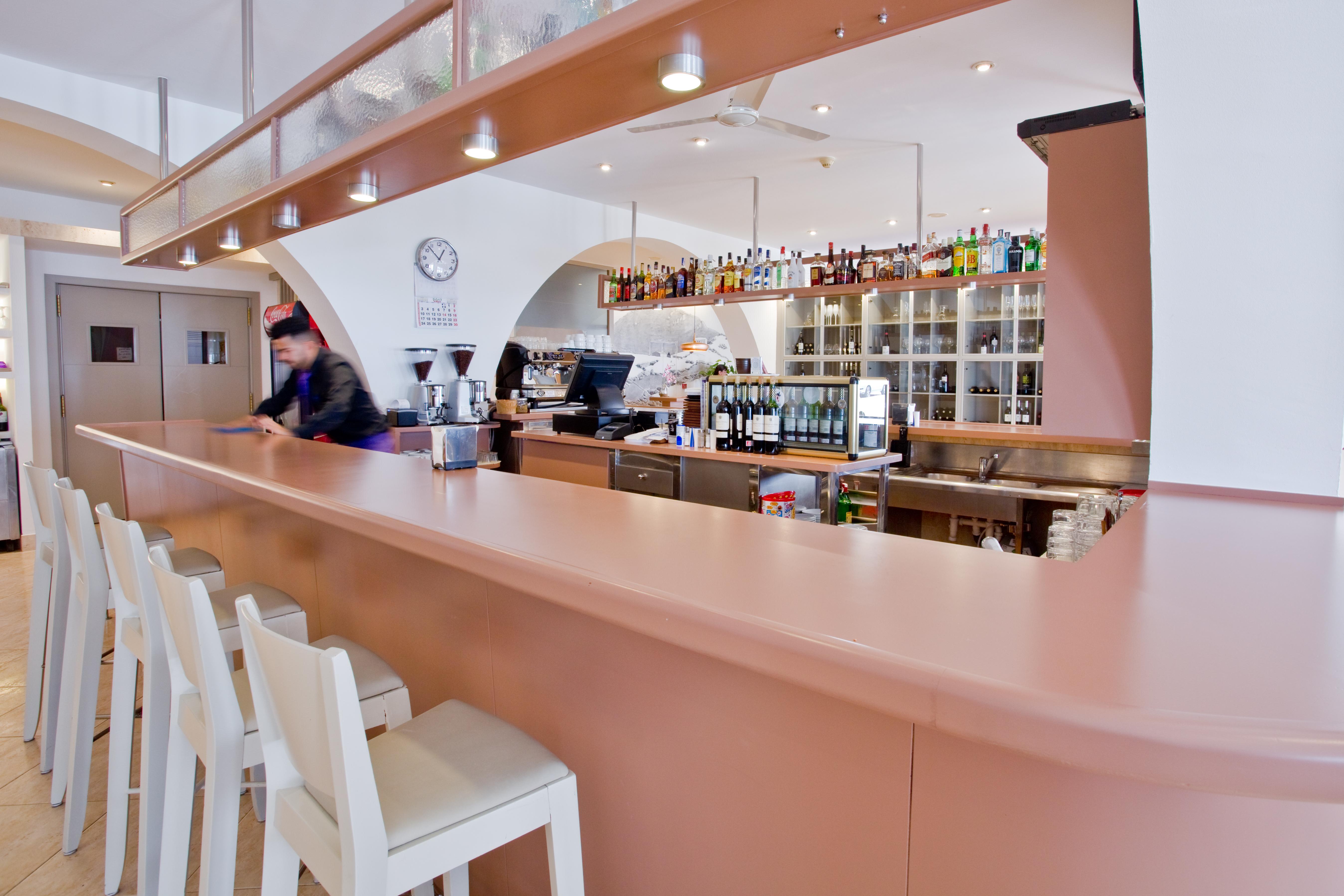 Hotel Jeni & Restaurant Es Mercadal Extérieur photo