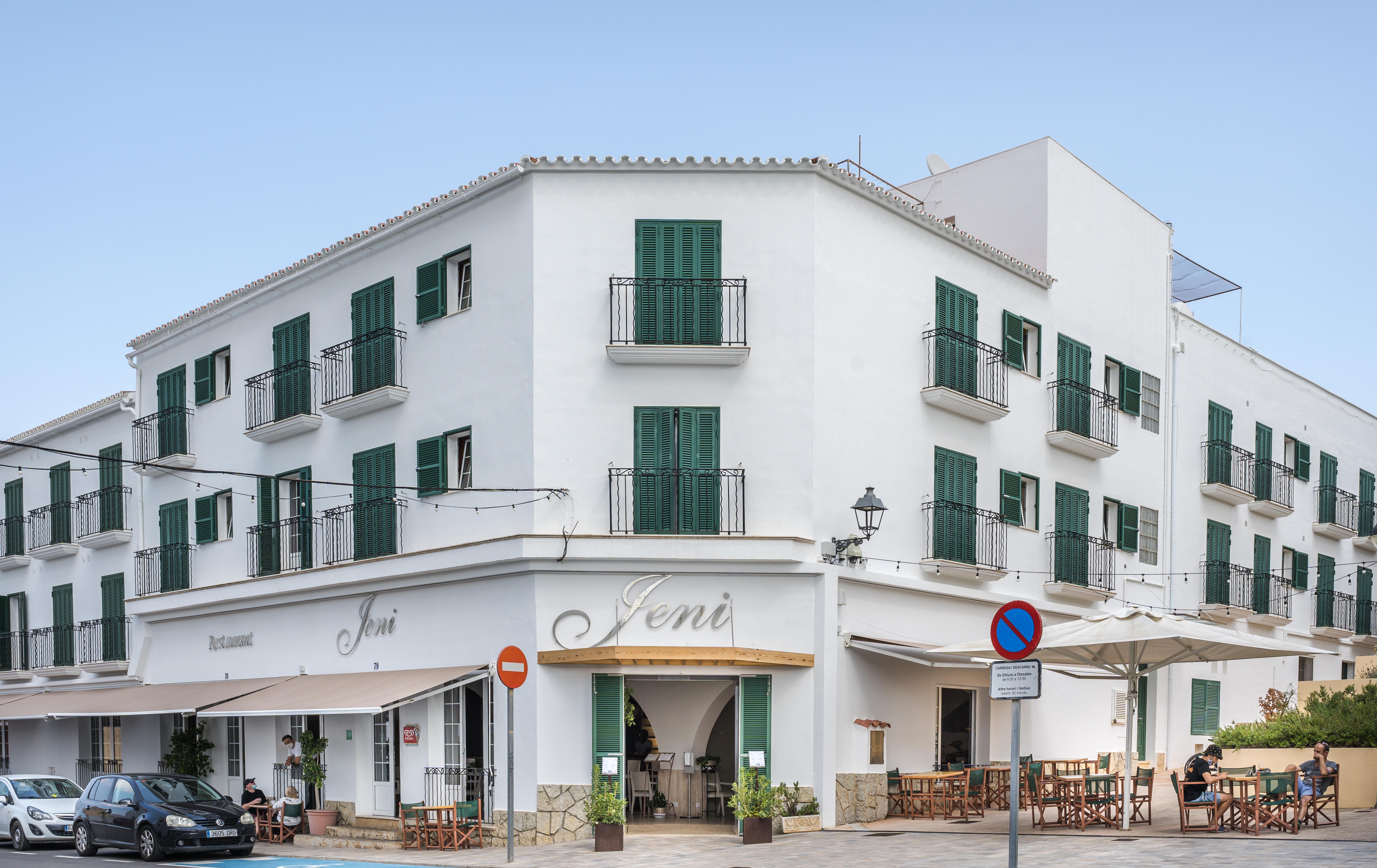 Hotel Jeni & Restaurant Es Mercadal Extérieur photo