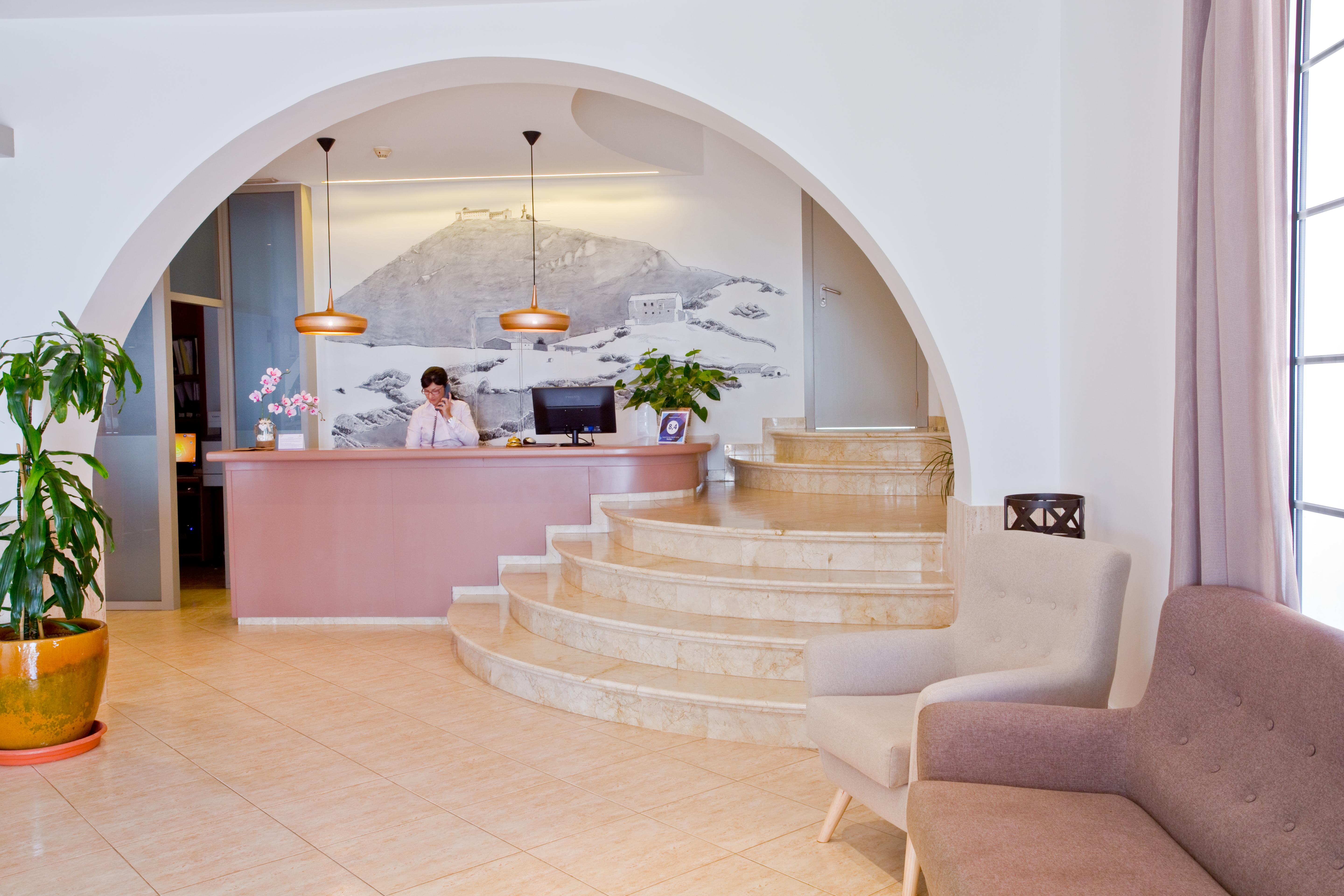 Hotel Jeni & Restaurant Es Mercadal Extérieur photo